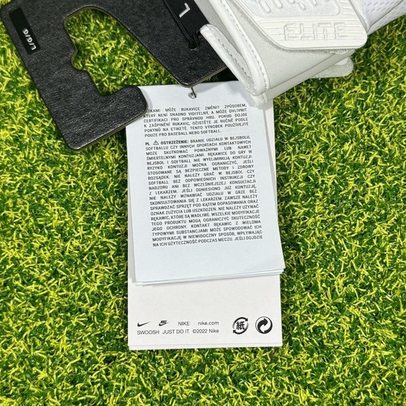 Nike Alpha Elite Size Large Baseball Batting Gloves White Black FD7816-132 - Picture 5 of 6